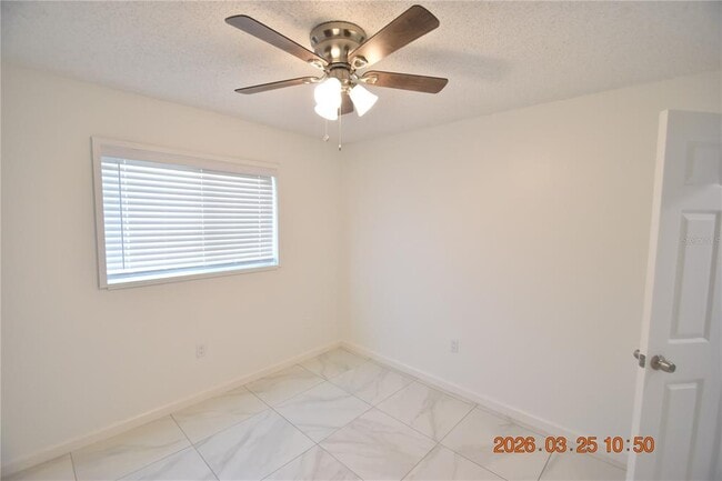 Building Photo - 2600 60th Ave S