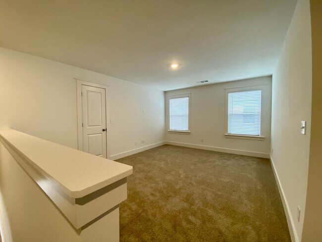 Building Photo - Brand-New Home for Lease in Desirable Spri...