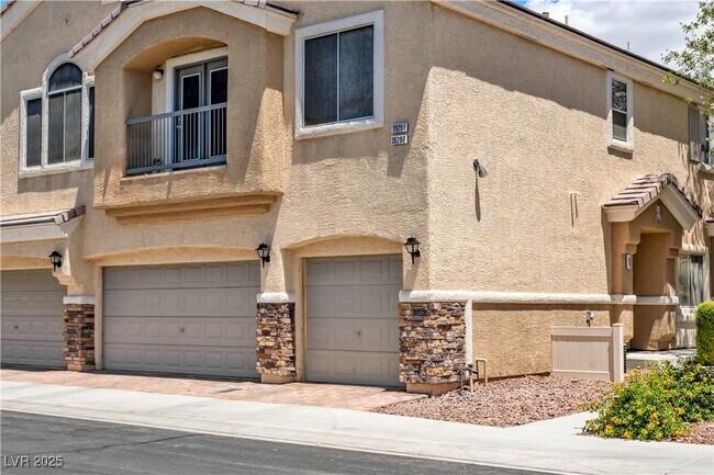 Primary Photo - 3520 Glorious Iris Pl