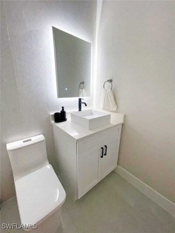 Building Photo - 687 23rd St SW