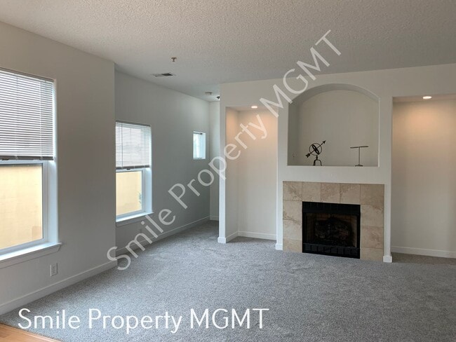 Building Photo - 11259 SE Causey Cir