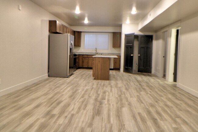 Building Photo - 3 Bedroom Heber condo