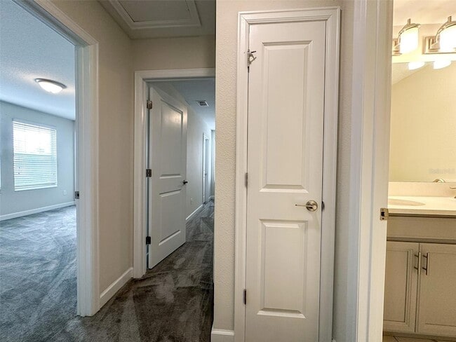 Building Photo - 14873 Winter Stay Dr