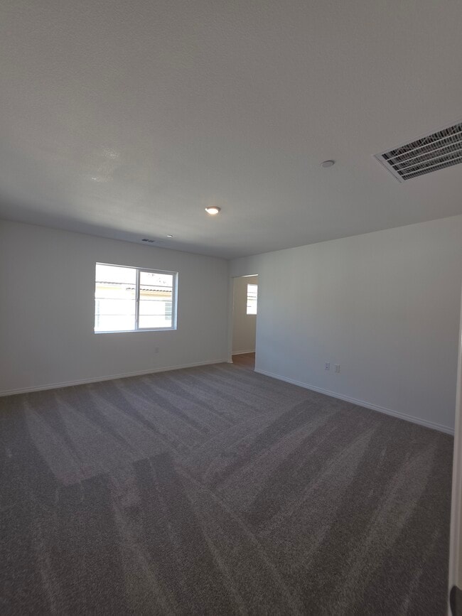 Building Photo - 19219 Beech Grv St