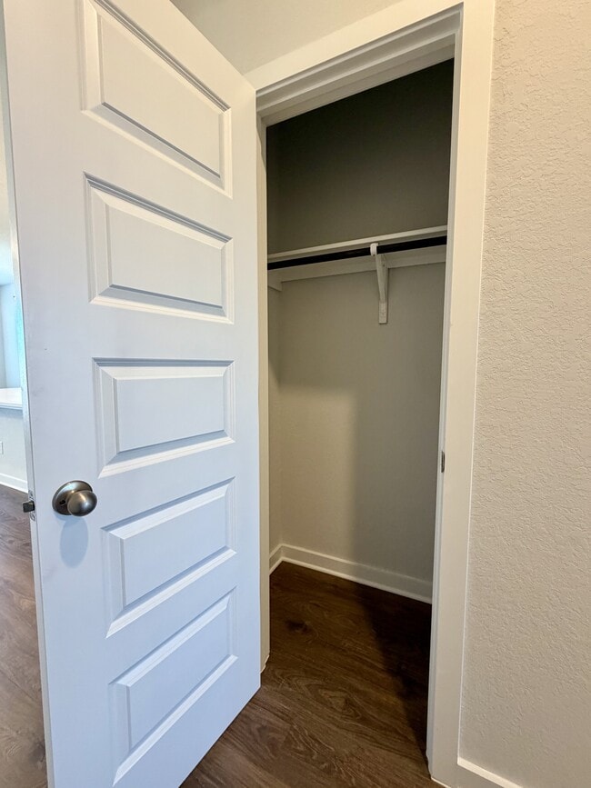 Building Photo - 14427 Inspiration Pt