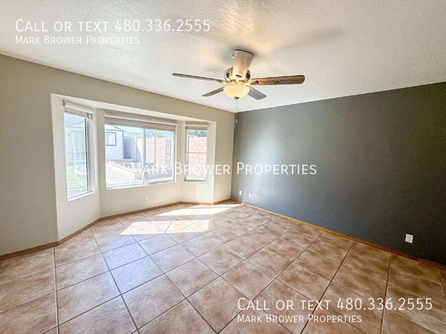 Building Photo - 566 S Esmeralda