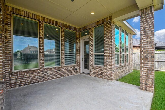 Building Photo - 30518 Night Heron Ln