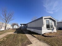 Building Photo - 194 Pam Ct