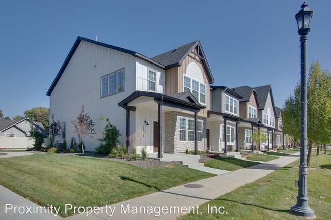 Building Photo - 3 br, 2.5 bath House - 11218 W. Knightsbri...