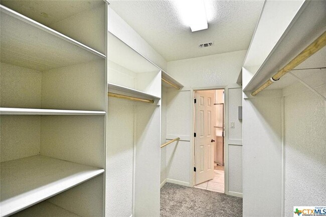 Building Photo - 2725 Diamond Trail