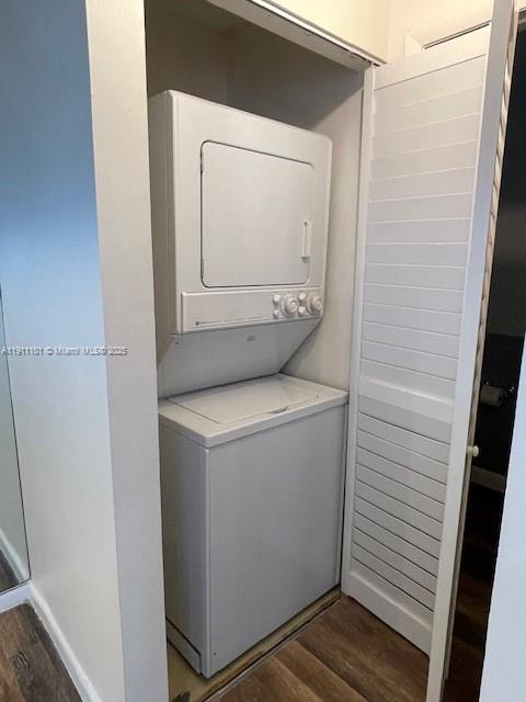 Building Photo - 20900 Leeward Ct