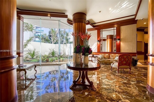 Building Photo - 20185 E Country Club Dr