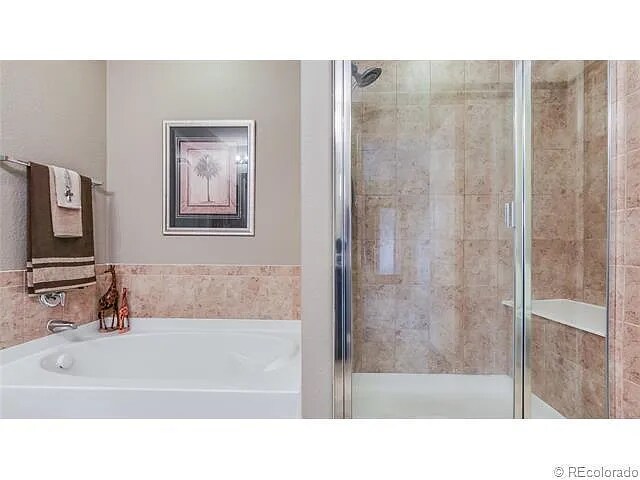 Building Photo - 15437 Coopers Hawk Ct