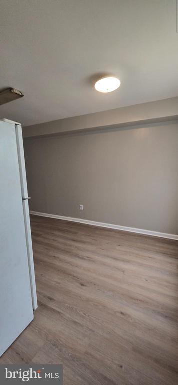 Building Photo - 5307 Valiquet Ave