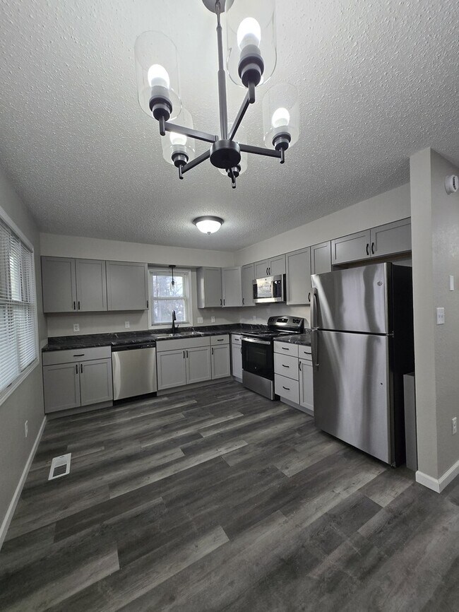 Building Photo - 5011 4th Ave N