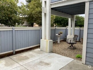 Building Photo - Charming 2 Bedroom, 2 Bathroom Condo in Sa...