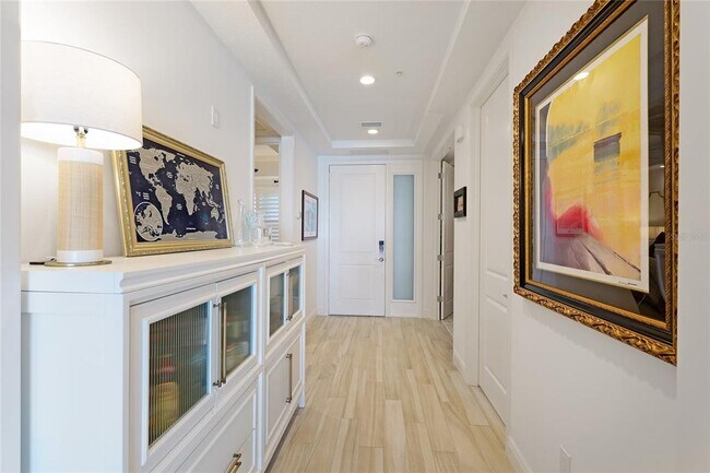 Building Photo - 10520 Boardwalk Loop