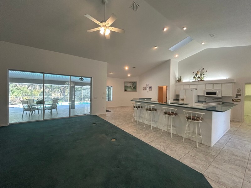 Building Photo - 10259 N Lupi Point