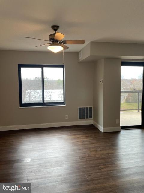 Building Photo - 205 Yoakum Pkwy