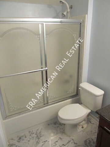 Building Photo - 905 Piedmont Pl