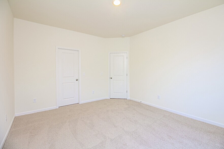 Building Photo - 1505 Corbett St