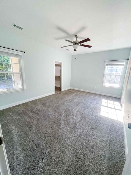 Building Photo - 278 Bridgewater Ln