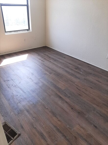 Building Photo - 1106 Shanarae Cir