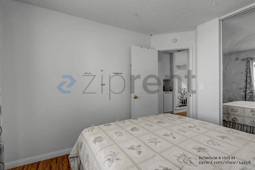 Building Photo - 2110 Alexander Way