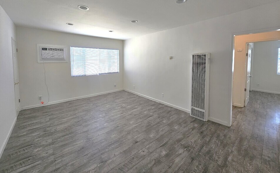 Building Photo - 5406 Blackwelder St