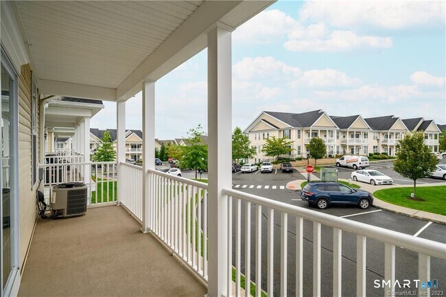 Building Photo - 822 Center Meadow Ln
