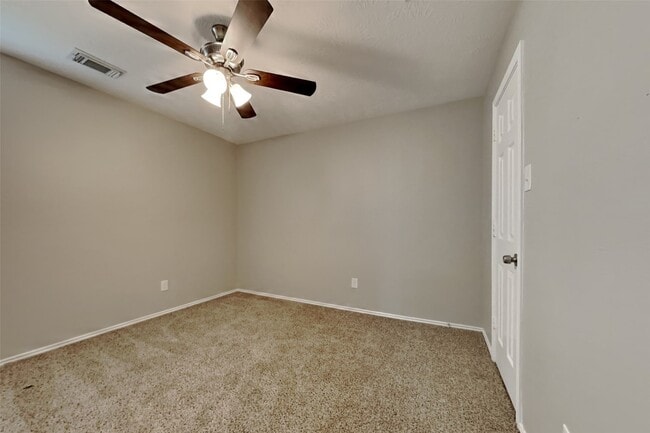 Building Photo - 11315 Harbour Lake Ct