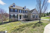 Building Photo - 208 Liberty Cir