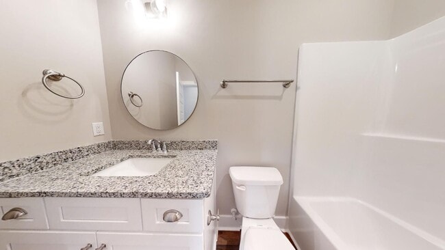 Building Photo - Fox Run Townhome Available August!