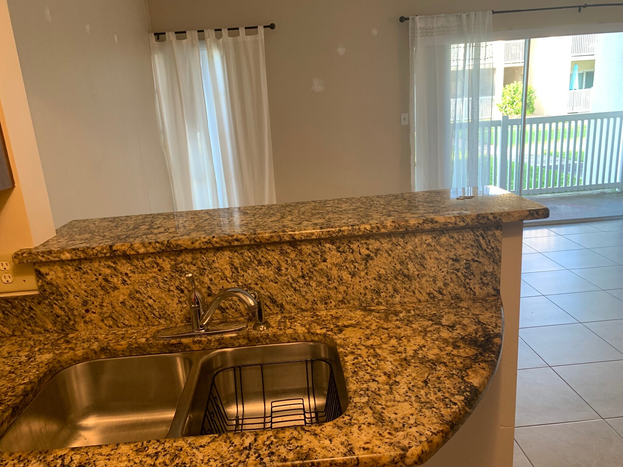 Kitchen - 250 N Banana River Dr