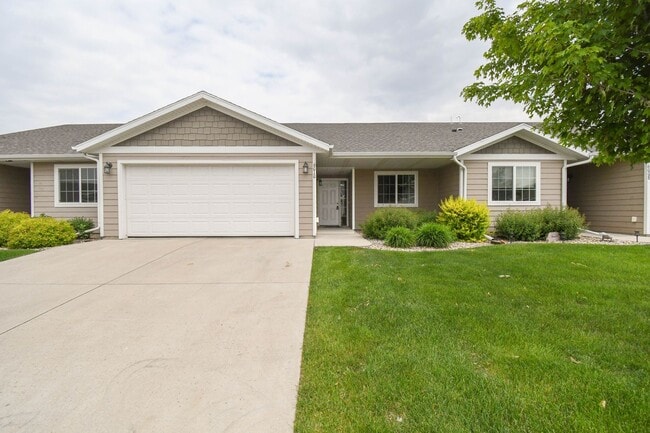 Primary Photo - 6010 W Bloomfield Pl