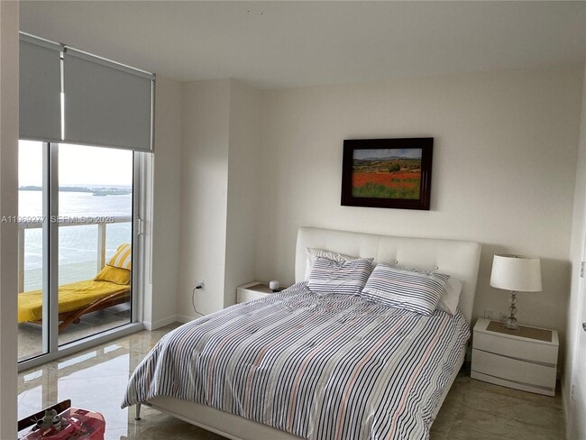 Building Photo - 50 Biscayne Blvd