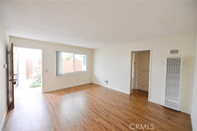 Building Photo - 250 Avenida Del Poniente