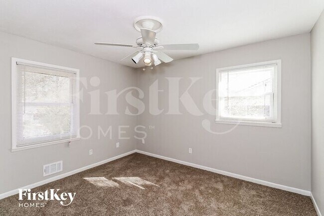 Building Photo - 143 Andover Dr