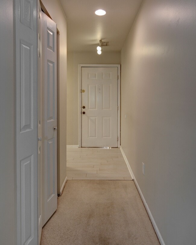 Building Photo - 328 Tavistock Rd