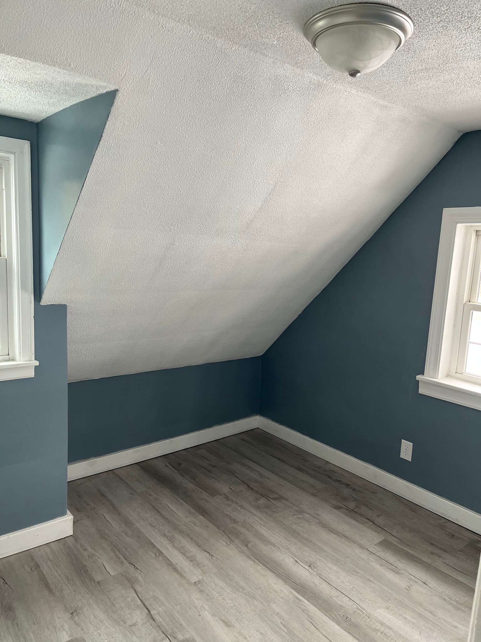 Building Photo - 61 Brehm Rd