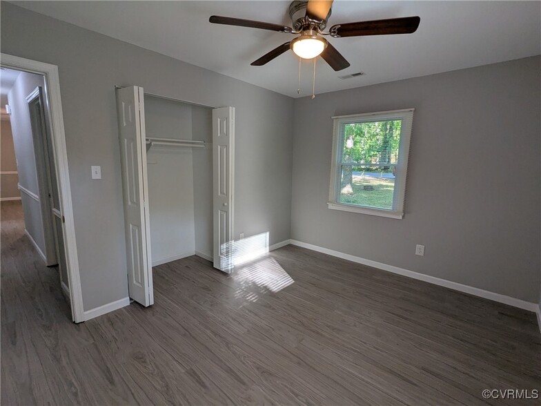 Building Photo - 10624 Sarata Ln