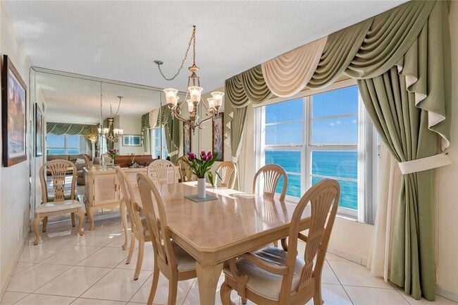 Building Photo - 3850 Galt Ocean Dr