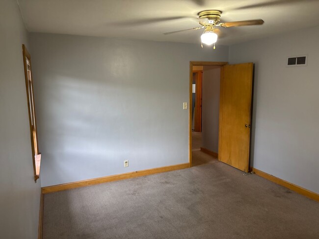 Building Photo - 3500 N 48th St