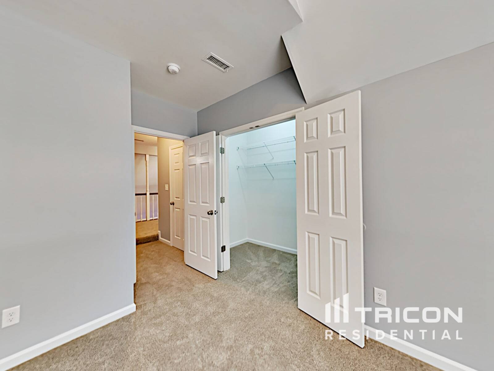 Building Photo - 1112 Thoroughbred Ln