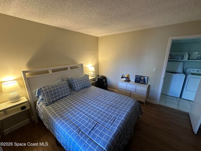 Building Photo - 100 Canebreakers Dr