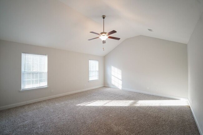 Building Photo - 363 Coconut Dr