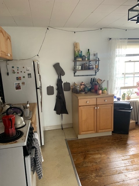 Kitchen/Dining Area - 314 W Miner St