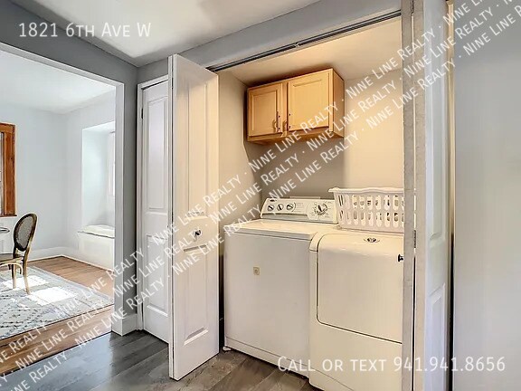 Building Photo - 1821 6th Ave W