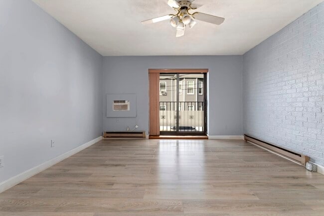 Building Photo - 222 Winthrop Shore Dr