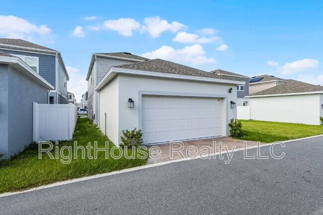 Building Photo - 4135 Pino St